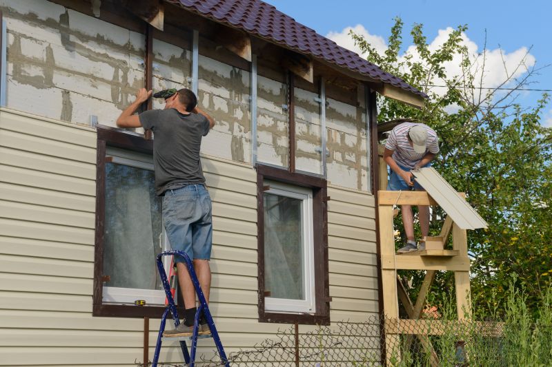 Professional Siding Installation Crew